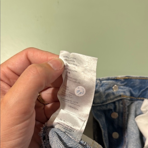 We The Free High Rise Distressed, Raw Hem Jean Shorts - Picture 6 of 9